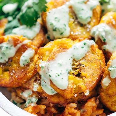 Brazilian Burrito Bowl with limes.