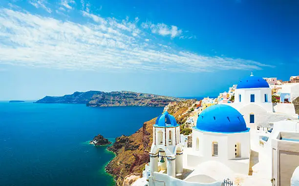 Top 12 Iconic Buildings in Greece Every Traveler Should See