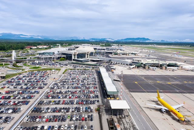 Airports in Italy With IATA Codes, Operating Airlines & Terminals