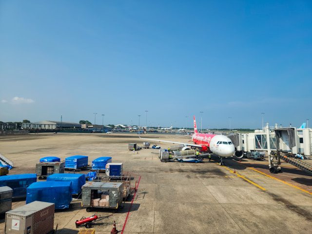 List of 8 Main Airports in Sri Lanka: Complete Guide with Codes & Airlines