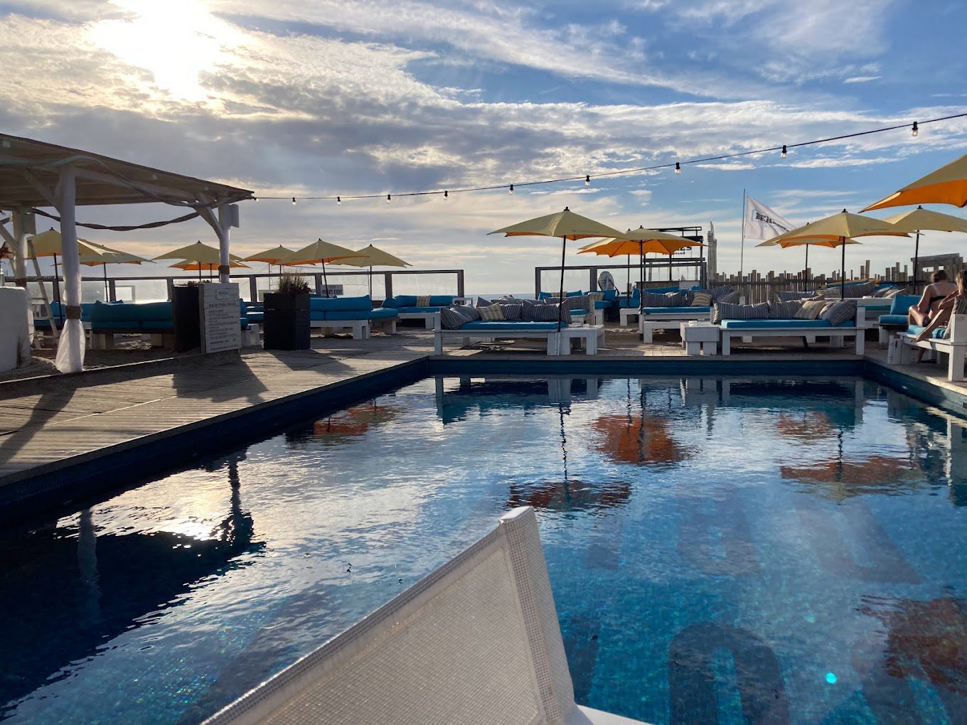 Bernie’s Beach Club