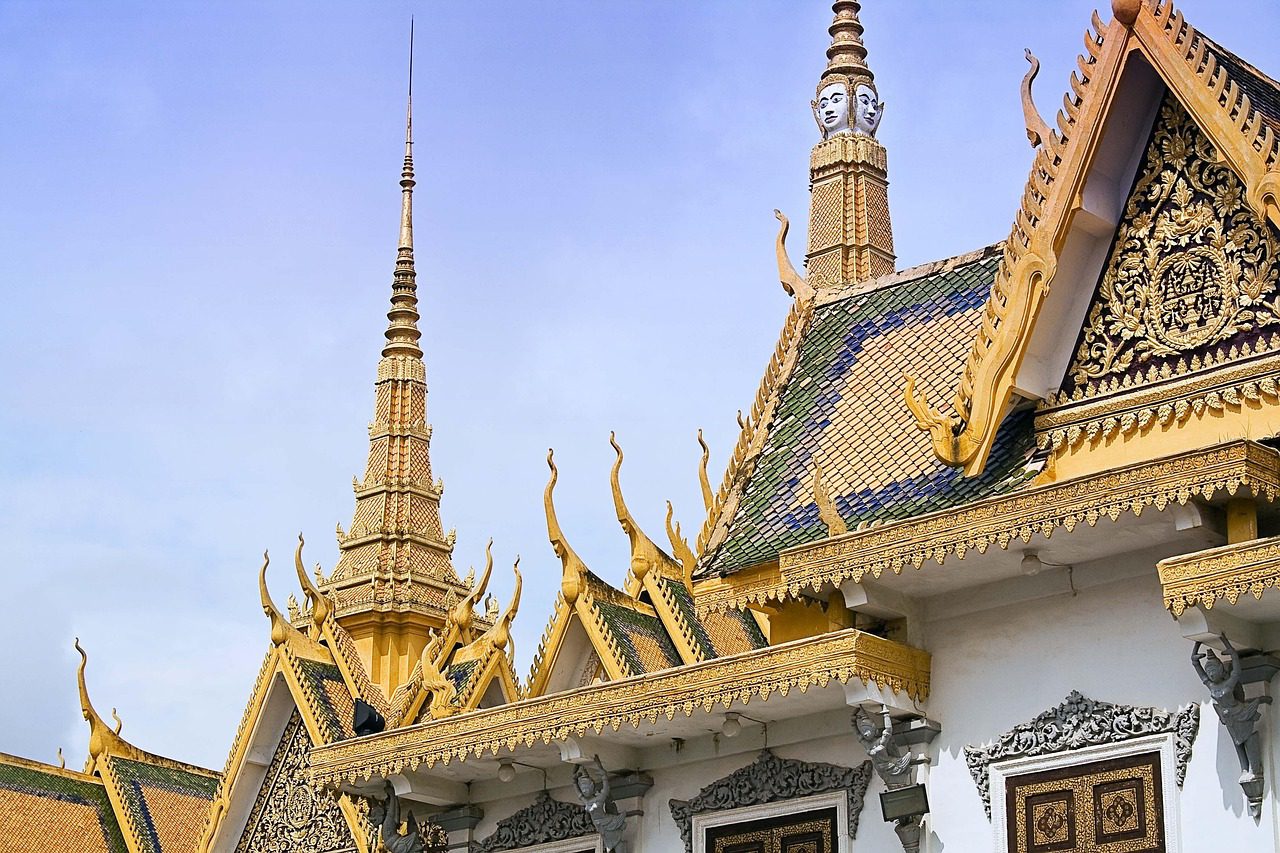 Cheap things to do in Cambodia – Royal Palace at Phnom Penh