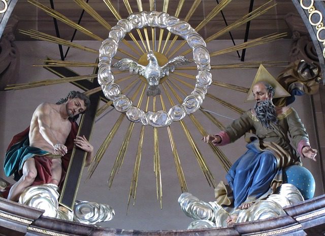 17 Greatest Churches in France for Indian Travelers