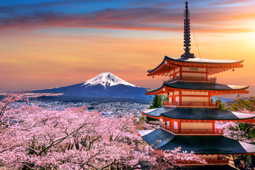 Chureito Pagoda with Mount Fuji at sunset