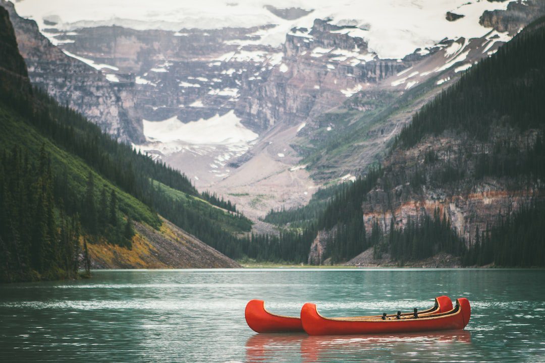 11 Bucket List-Worthy Lakes in Canada You Need to See