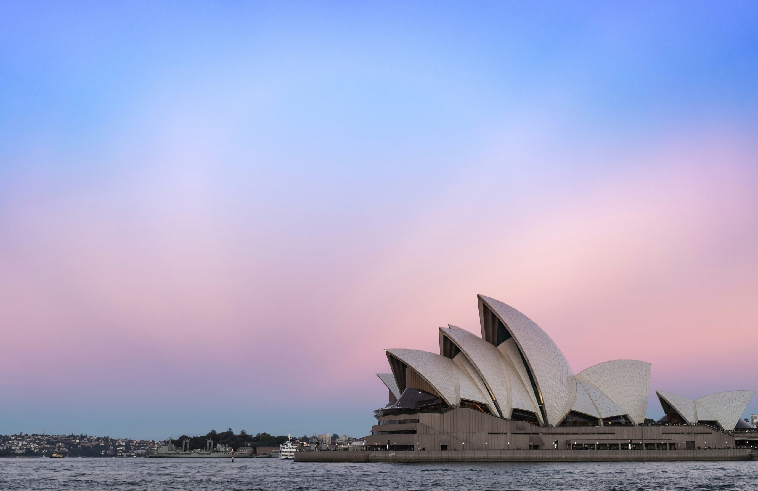 How to Travel to Australia on a Budget: The Ultimate Travel Guide