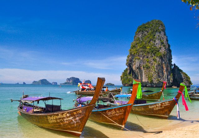 Things Not to Do in Thailand as a Tourist: Travel Etiquette 101