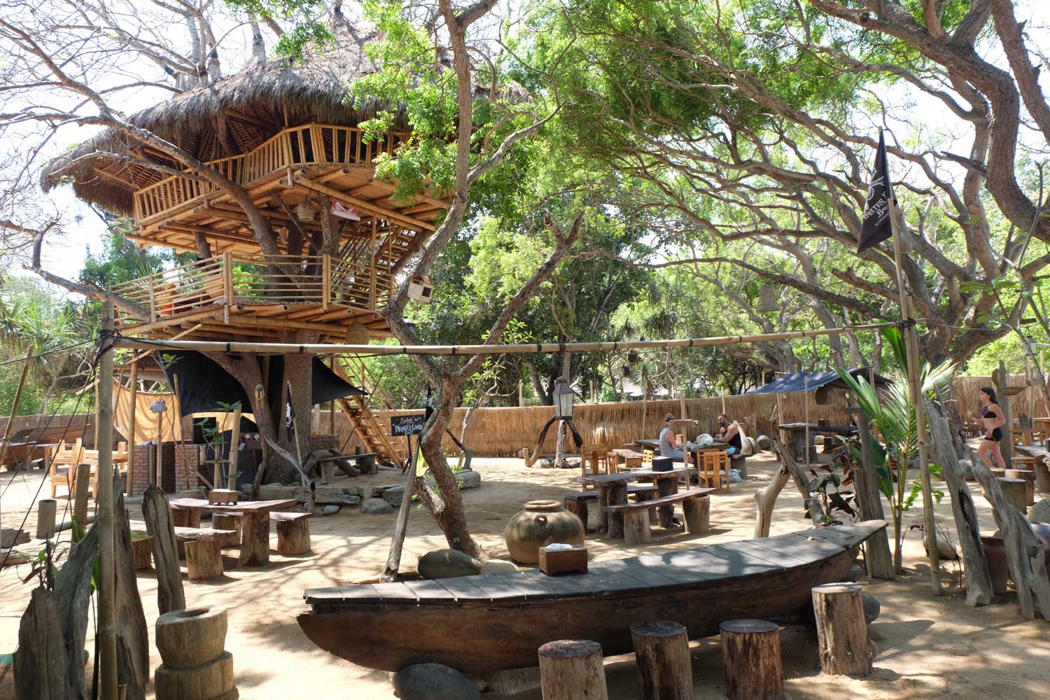 Pirates Bay Bali in the afternoon