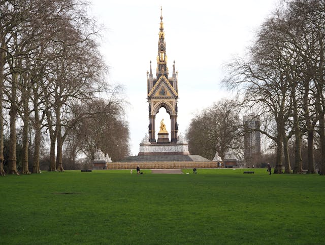 Discover the Timeless Charm of UK Monuments: Your Ultimate Guide