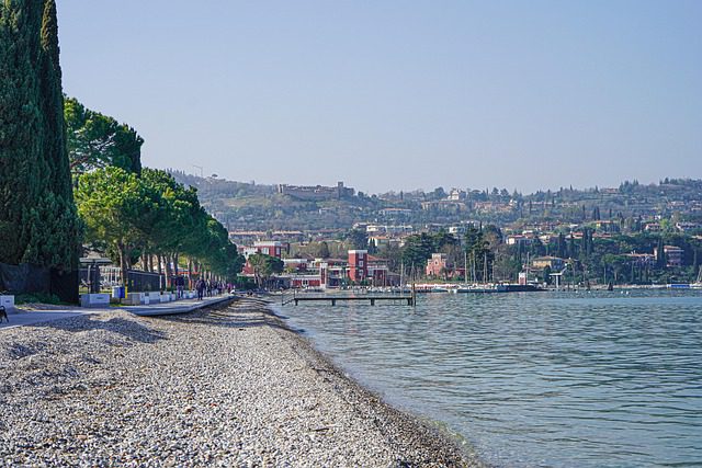 Top 10 Lakes in Italy: Crystal-Clear Waters & Alpine Views