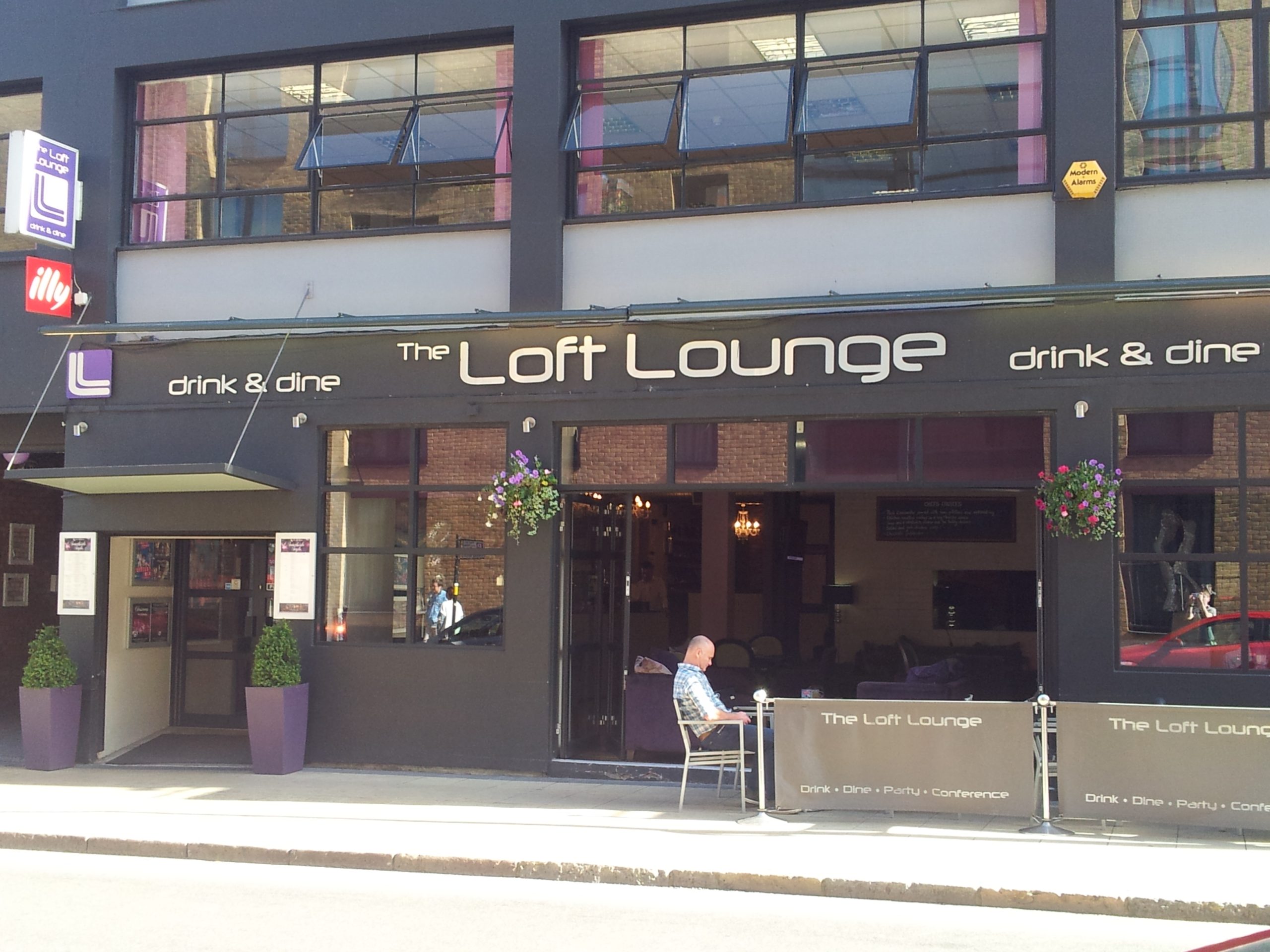 Front view of Loft Lounge Bar