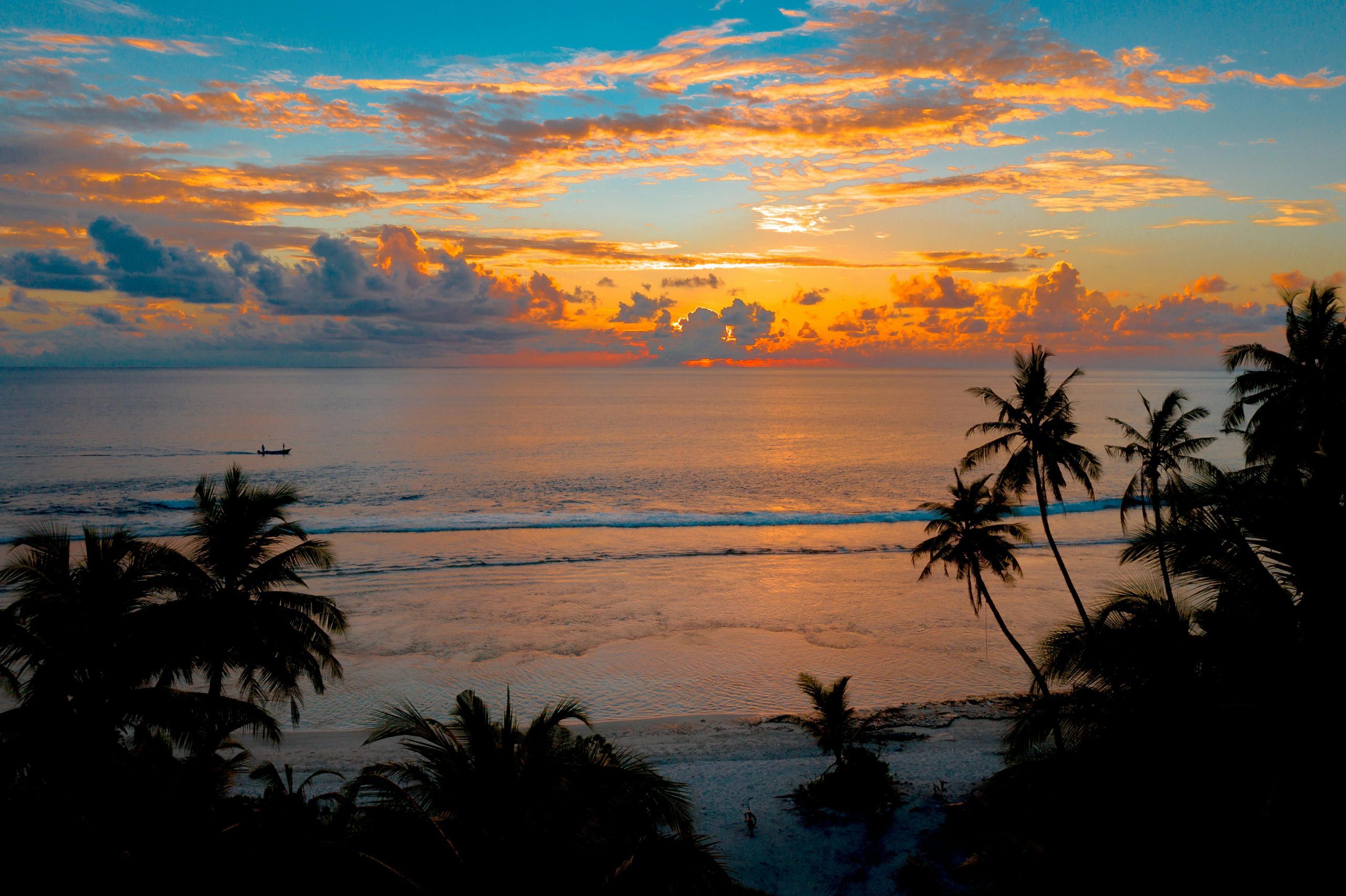 Fulhadhoo Island Beach view