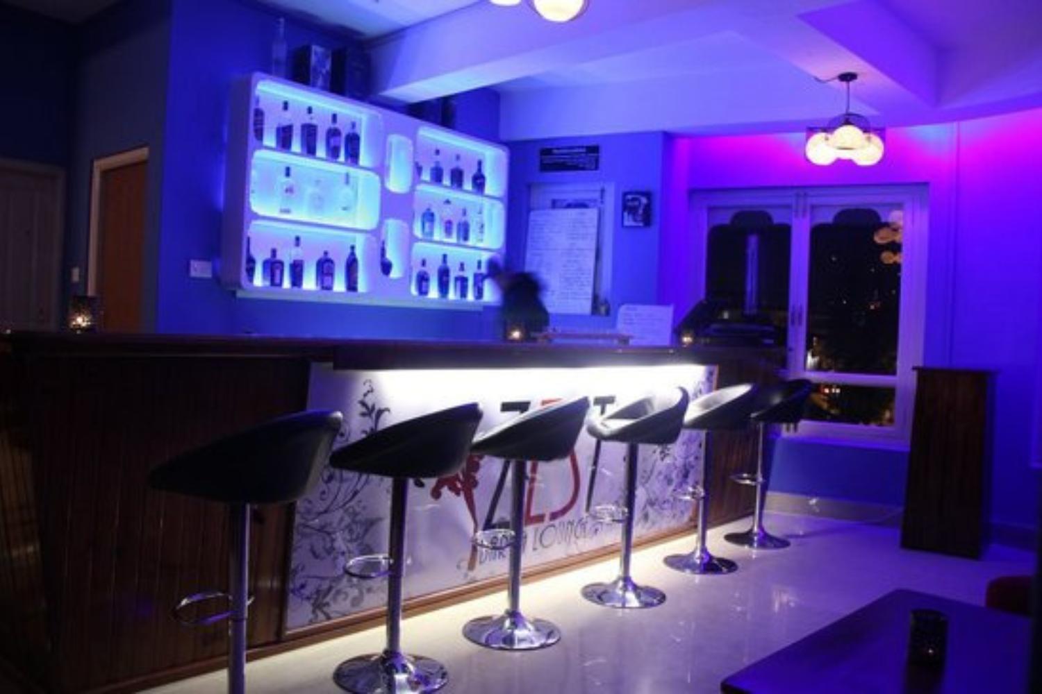 Purple Lounge for Experiencing Great Music