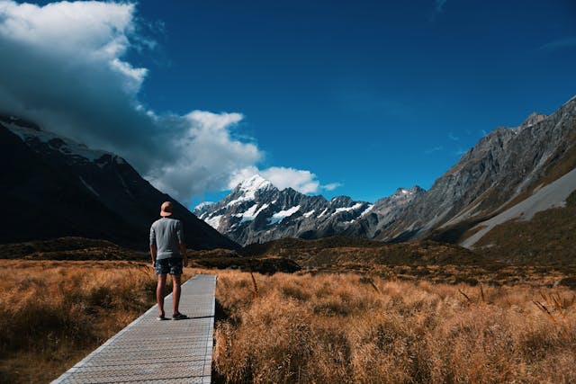 Explore Top Attractions for Solo Travel in New Zealand