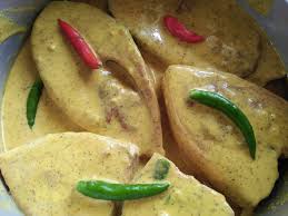 Steamed Hilsa fish